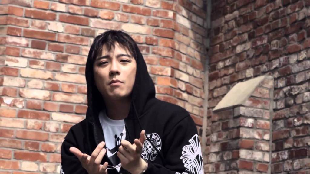 OUTSIDER, l’homme qui RAPPE plus vite que son&nbsp;OMBRE