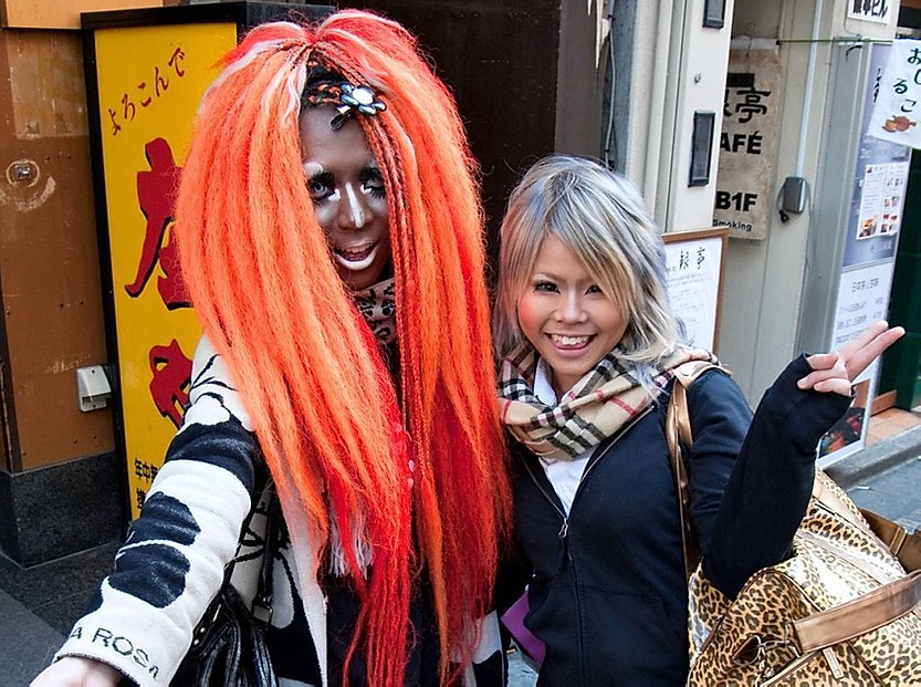 12824a_2a2490e4d4364e60ae465aad470beeaf_mv2