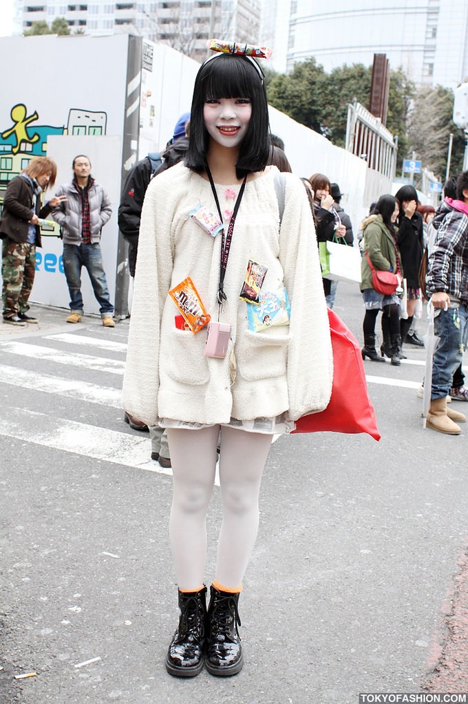 12824a_edd7109b16d345c0a76e898b5fbc2e7d_mv2